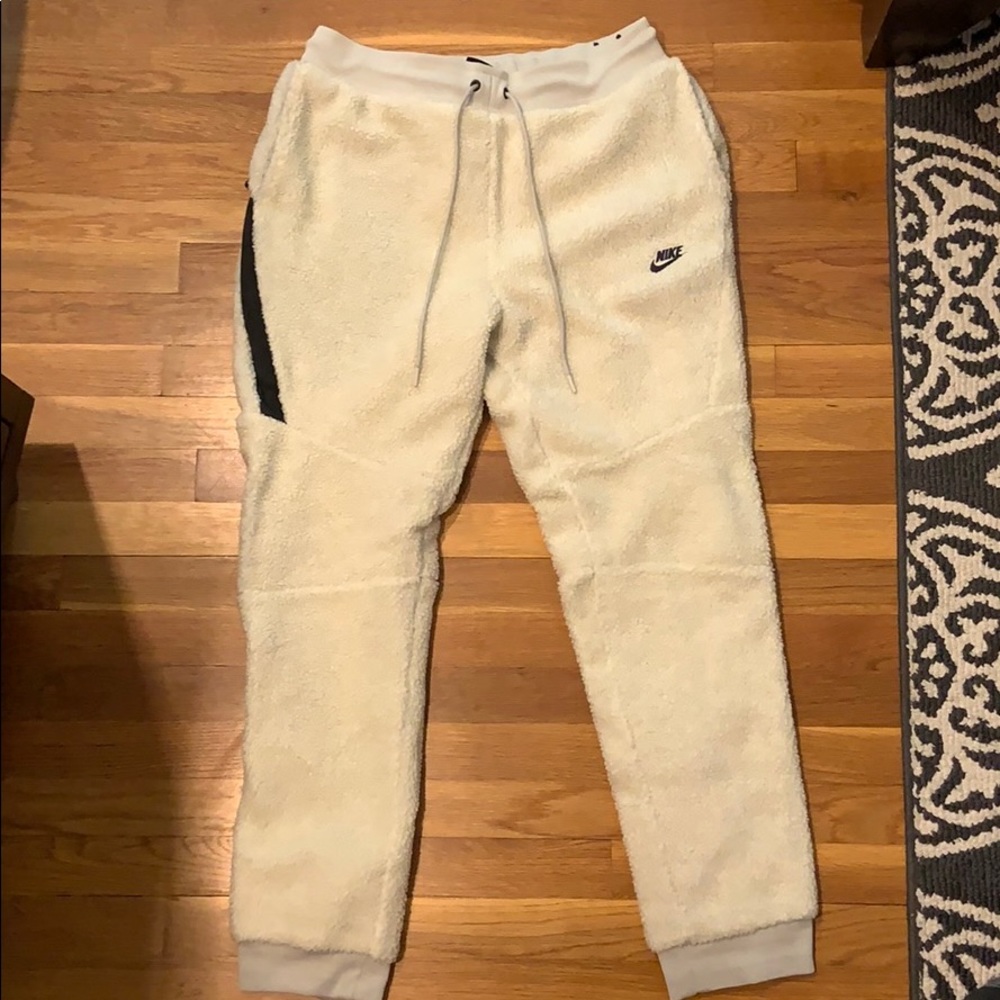 Nike Tech Icon Sherpa Joggers